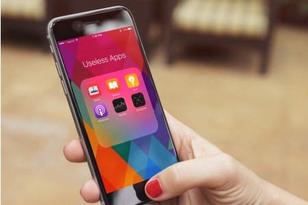How to Remove Apple’s Default Apps from the iPhone