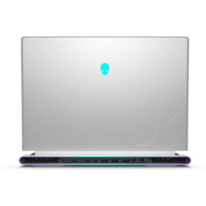 Alienware x16 device photo